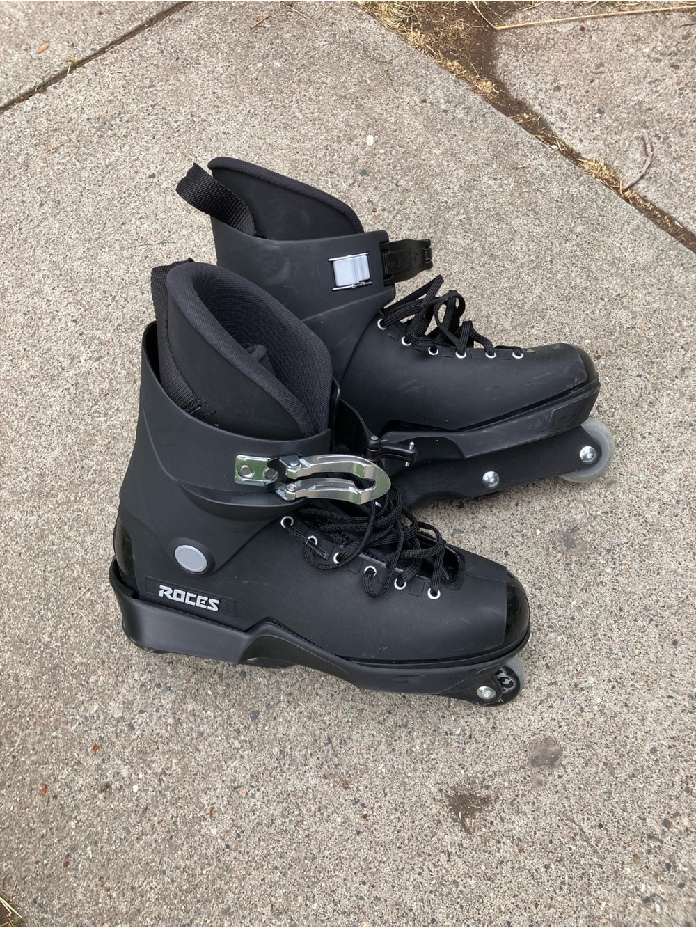 Roces Black Aggressive Inline Skate Boots